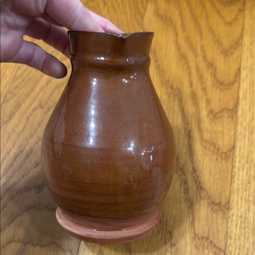 Brown Plimoth Patuxet pottery ceramic kitchen pitcher - Picture 7 of 11